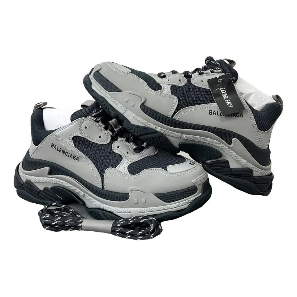 Balenciaga Triple S Sneaker Grey - 05kikxs