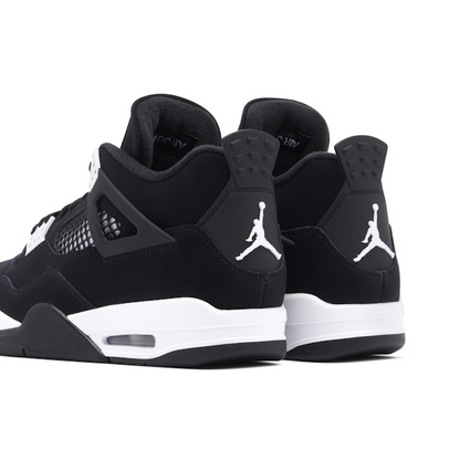 Jordan 4 Retro White Thunder