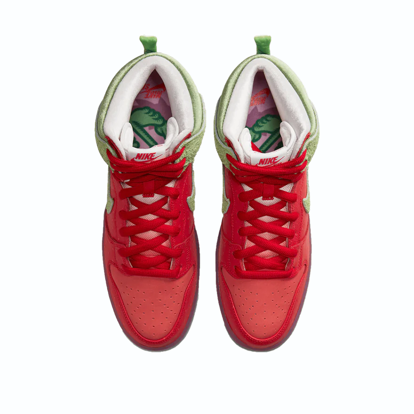 Nike SB Dunk High ''Strawberry Cough''